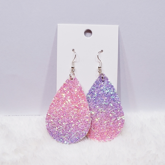 Earrings - Picture 2 of 4